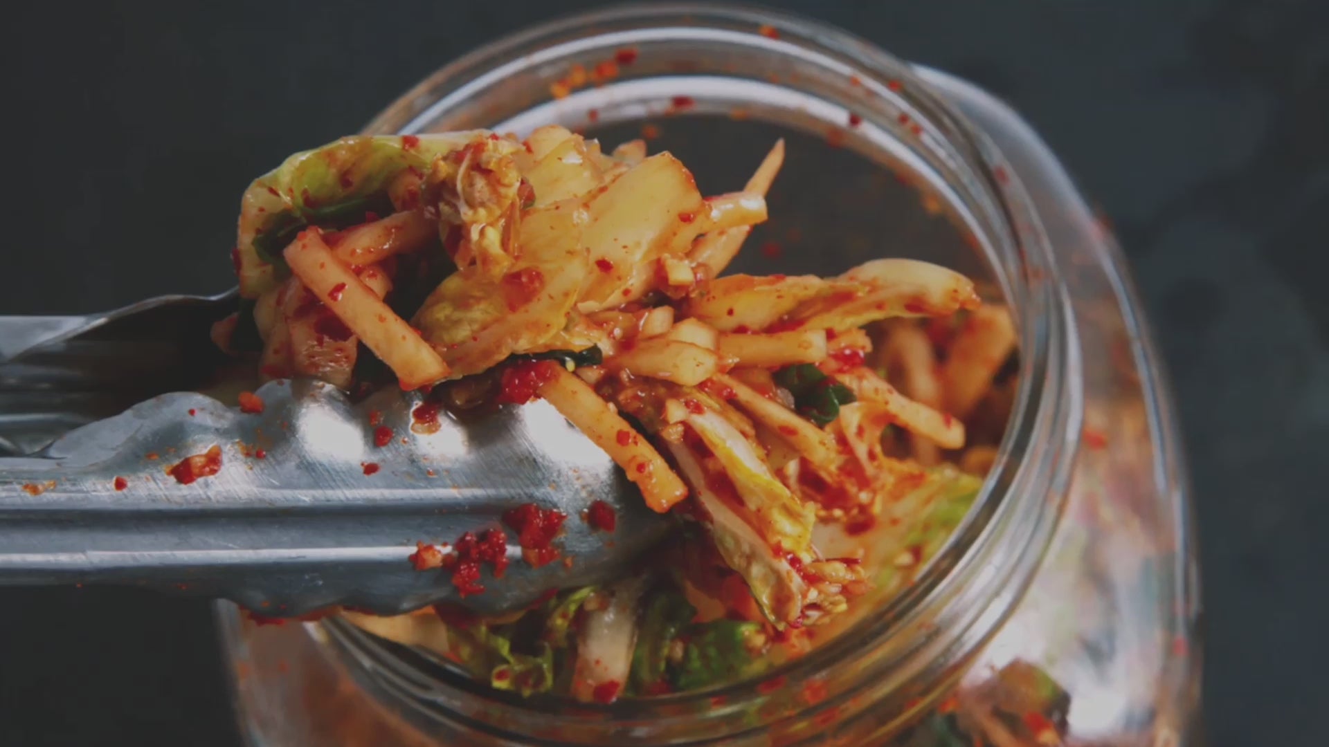 Load video: Make Tasty Kimchi with Easy Fermenter Lids